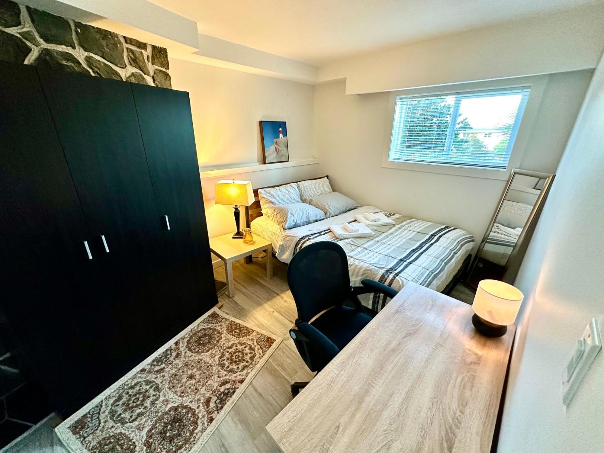 Cozy & Bright Home With Parking Victoria Exteriér fotografie